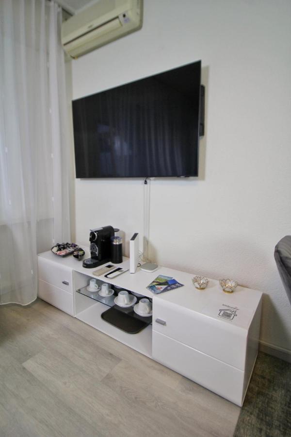 Ferien Am Luganer See Mit Seesicht บิซโซน ภายนอก รูปภาพ
